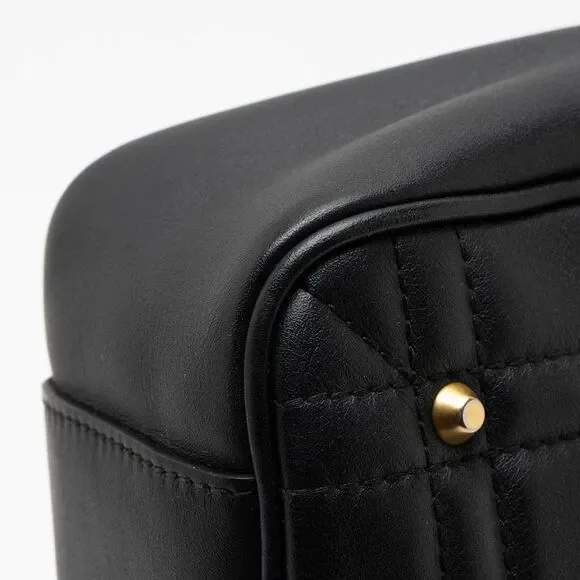 Gucci Matelasse Leather Pearl GG Marmont Small Flap Bag - Picture 10 of 15